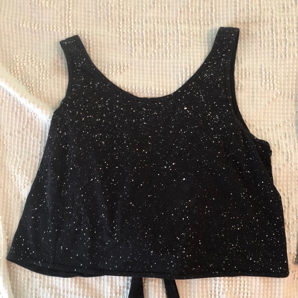 Lululemon “It’s a Tie” Crop Top sz 8